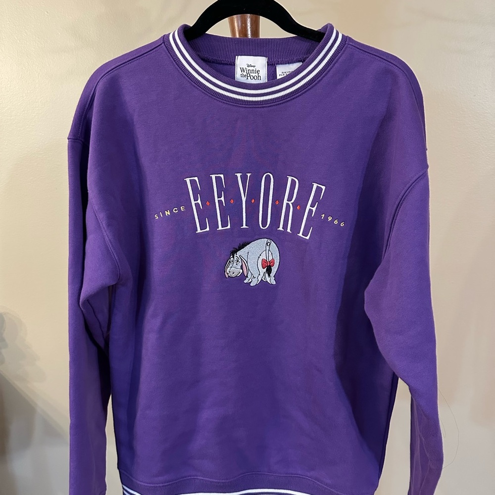 Disney Winnie The Pooh EEYORE Crewneck Sweater Size Small